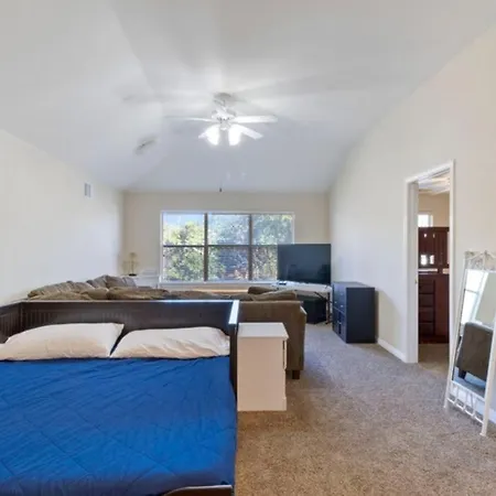 Cozy Sunterro Serenity In North Austin Pet Friendly